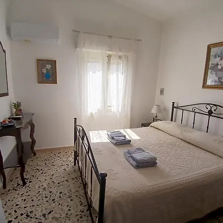 Is Murdegus Bed & Breakfast Tortoli