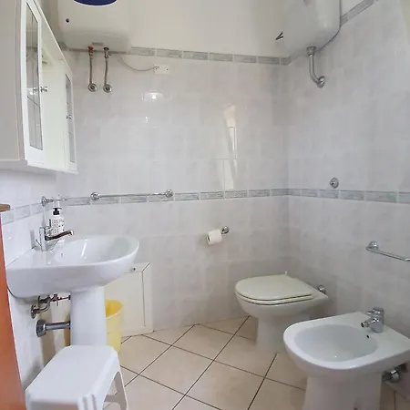 Is Murdegus Bed & Breakfast Tortoli