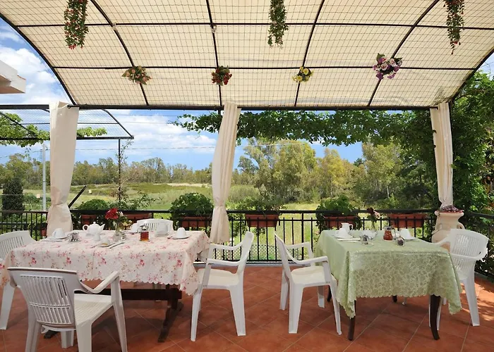 ベッド・アンド・ブレックファスト Is Murdegus 3*